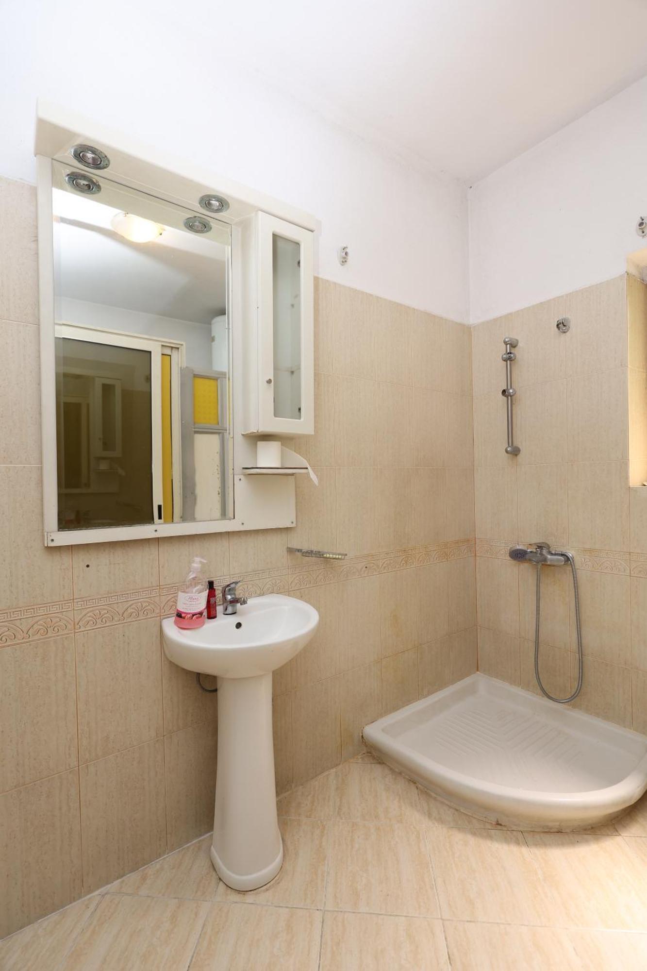 Hostel Osho Тирана Экстерьер фото